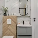 Appartement Zegadlowicza Riverside In By Renters *