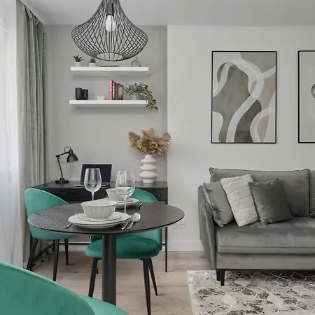 Apartamento Zegadlowicza Riverside In By Renters *
