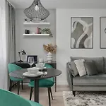 Apartment Zegadlowicza Riverside In By Renters *